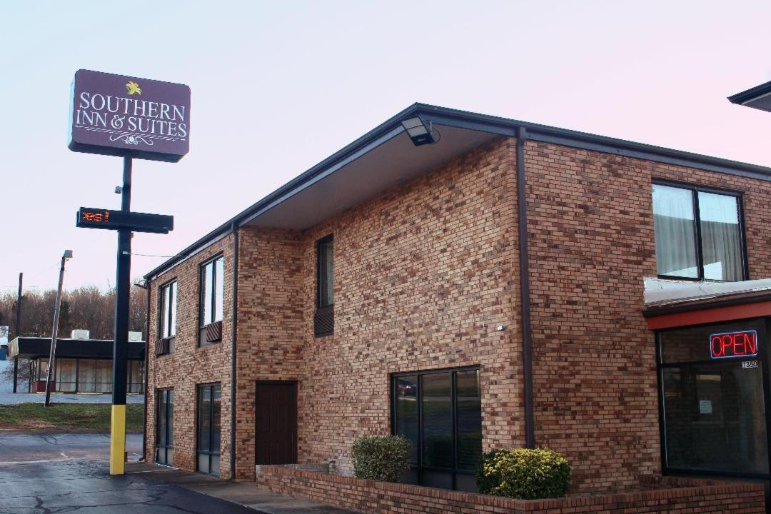 Southern Inn And Suites Spartanburg Ngoại thất bức ảnh