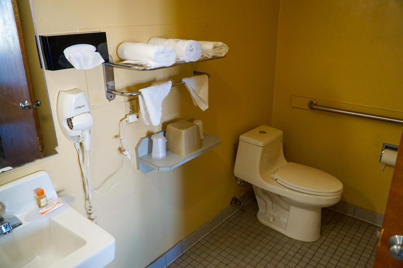 Southern Inn And Suites Spartanburg Ngoại thất bức ảnh